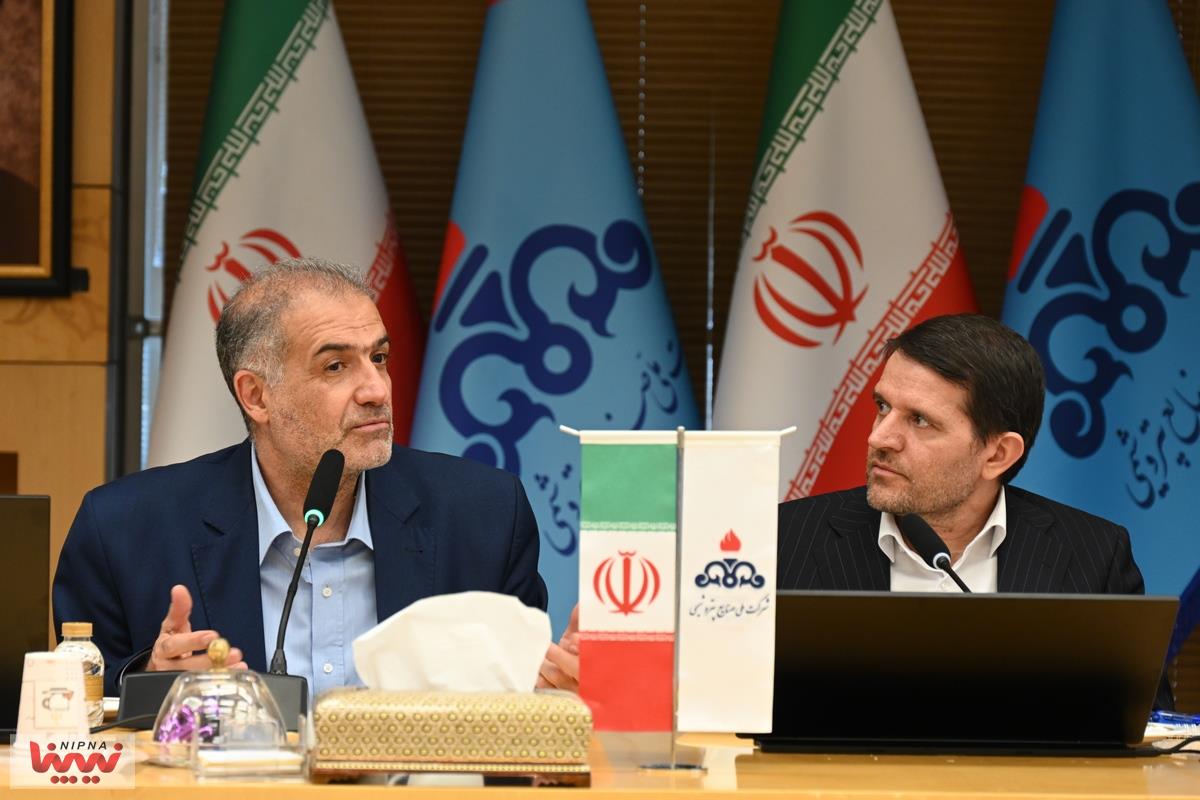 نشست مدیران بازرگانی شرکت های پتروشیمی با سفیر ایران در روسیه در حضور مدیرعامل NPC 14